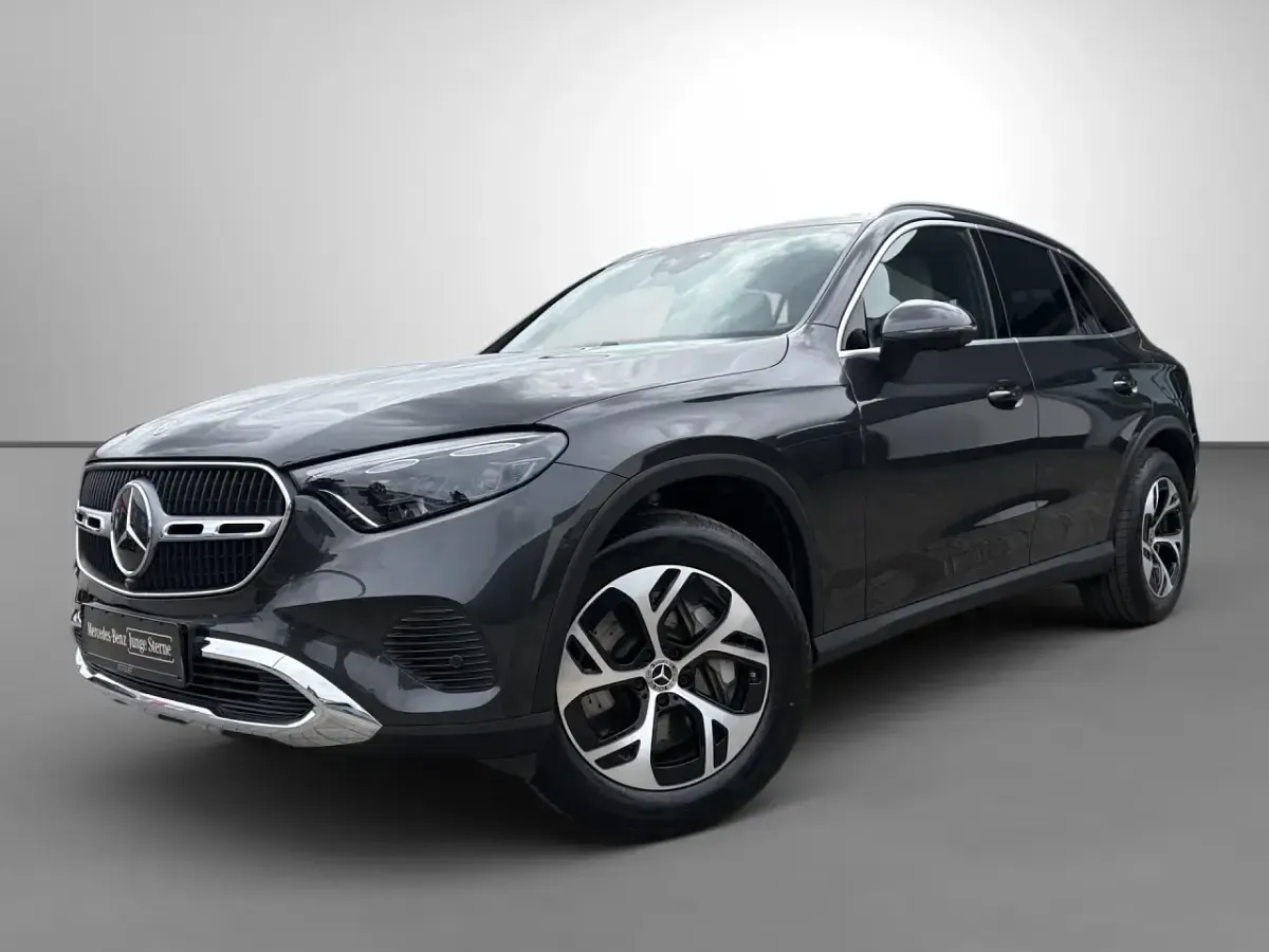 Gebraucht Mercedes GLC300de Avantgarde 333 PS (244 kW) 2025 Grau SUV