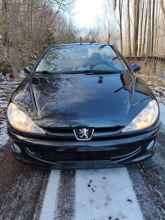 Gebraucht Peugeot 206 CC Sport 109 PS (80 kW) 2005 Schwarz Cabrio