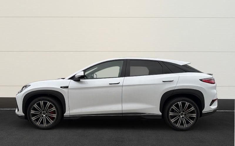 Gebraucht BYD Sealion 7 389 kW (530 PS) 2025 Weiß(metallic) SUV