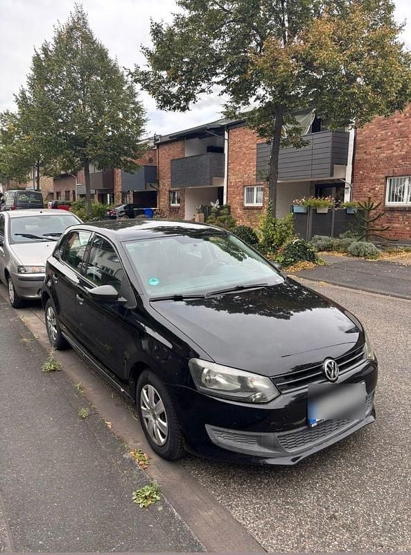 Schwarz Gebraucht 2010 VW Polo Trendline Kleinwagen | 3.900 € (Guter Preis) - Bild 1/4