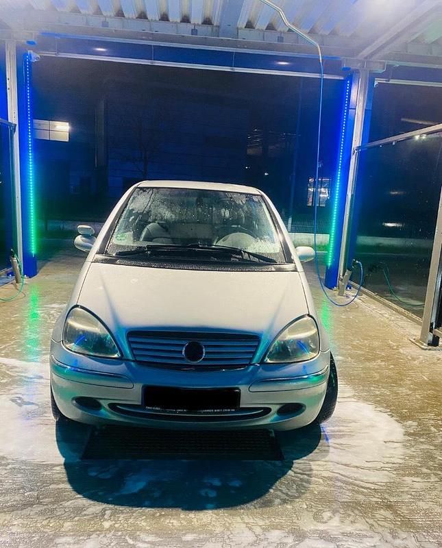 Gebraucht Mercedes A190 125 PS (91 kW) 2003 Silber Kleinwagen