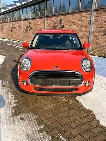 Usata Mini ONE 102 CV (75 kW) 2019 Arancione Utilitaria