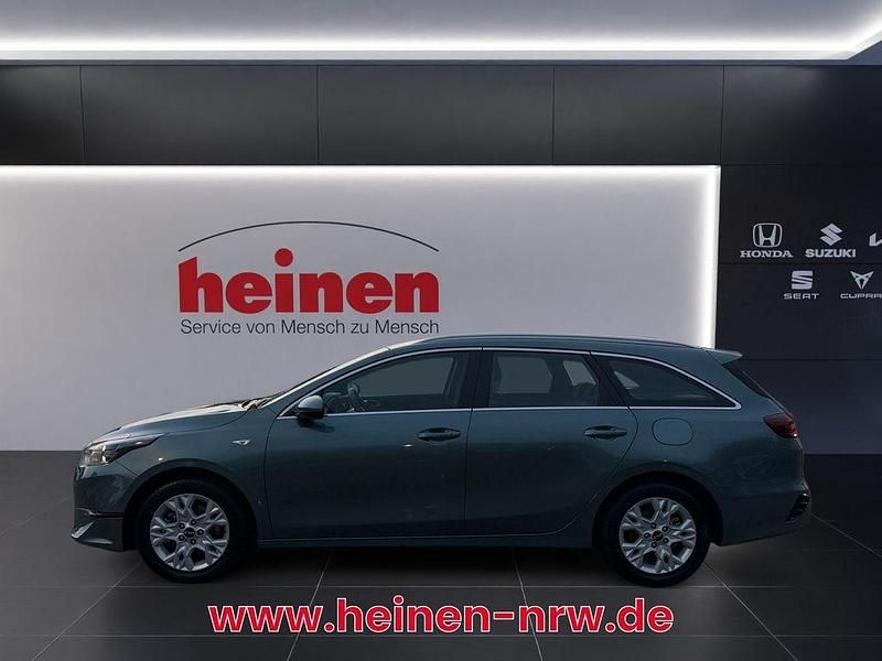 Gebraucht Kia Ceed Sportswagon Vision 140 PS (102 kW) 2025 Grau Kombi