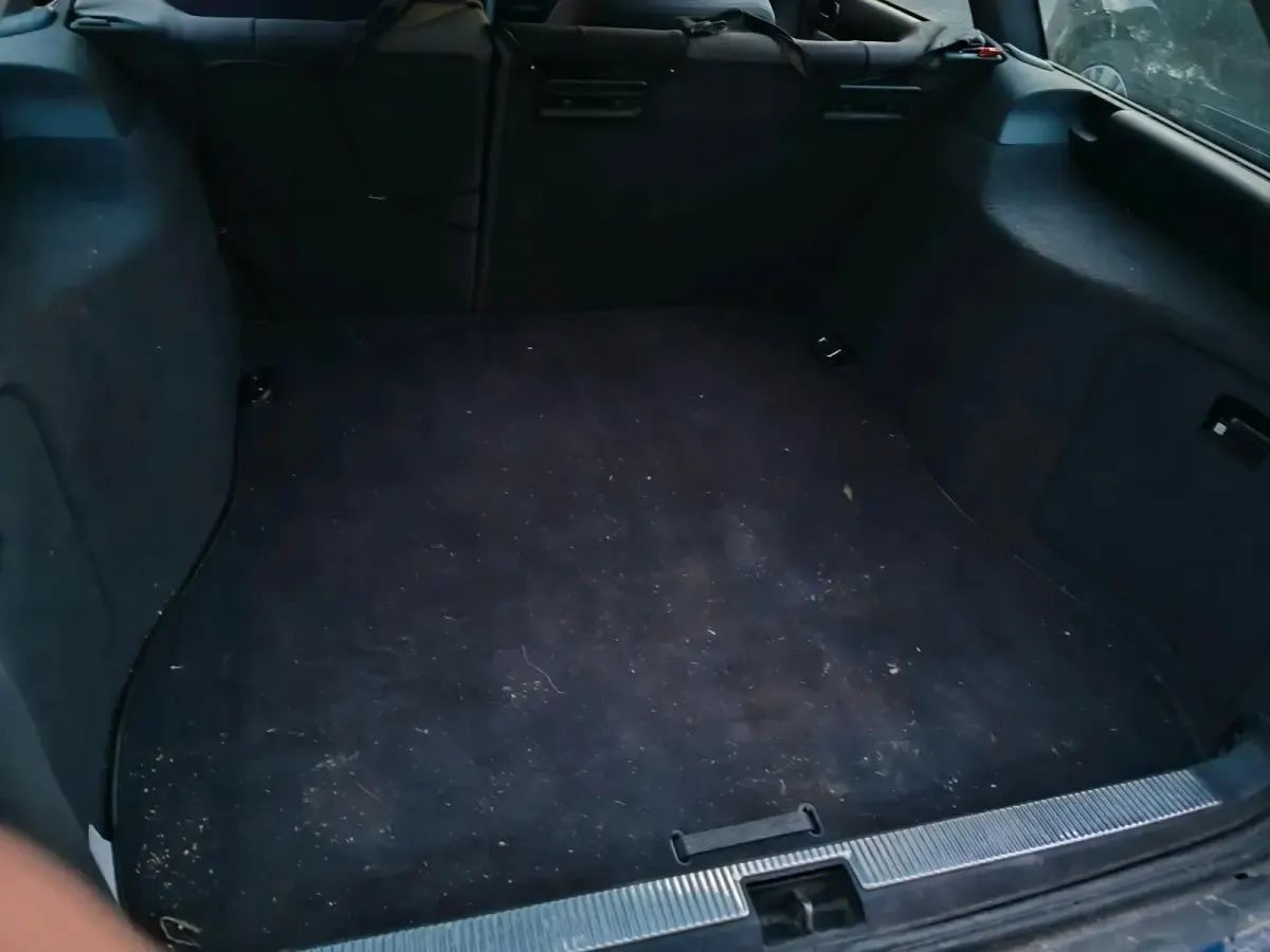 Gebraucht Audi A4 125 PS (91 kW) 1998 Blau Kombi