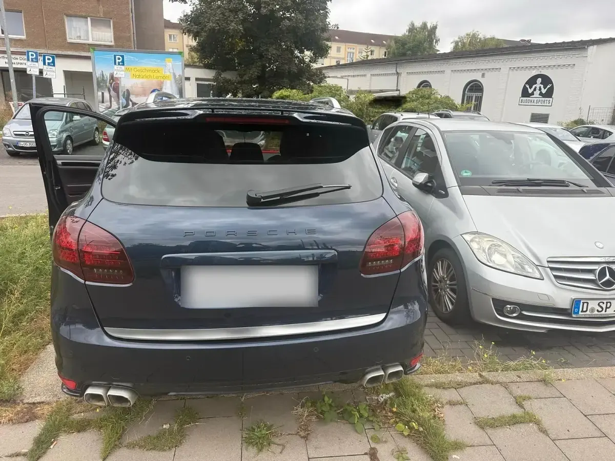Gebraucht Porsche Cayenne 245 PS (180 kW) 2012 SUV