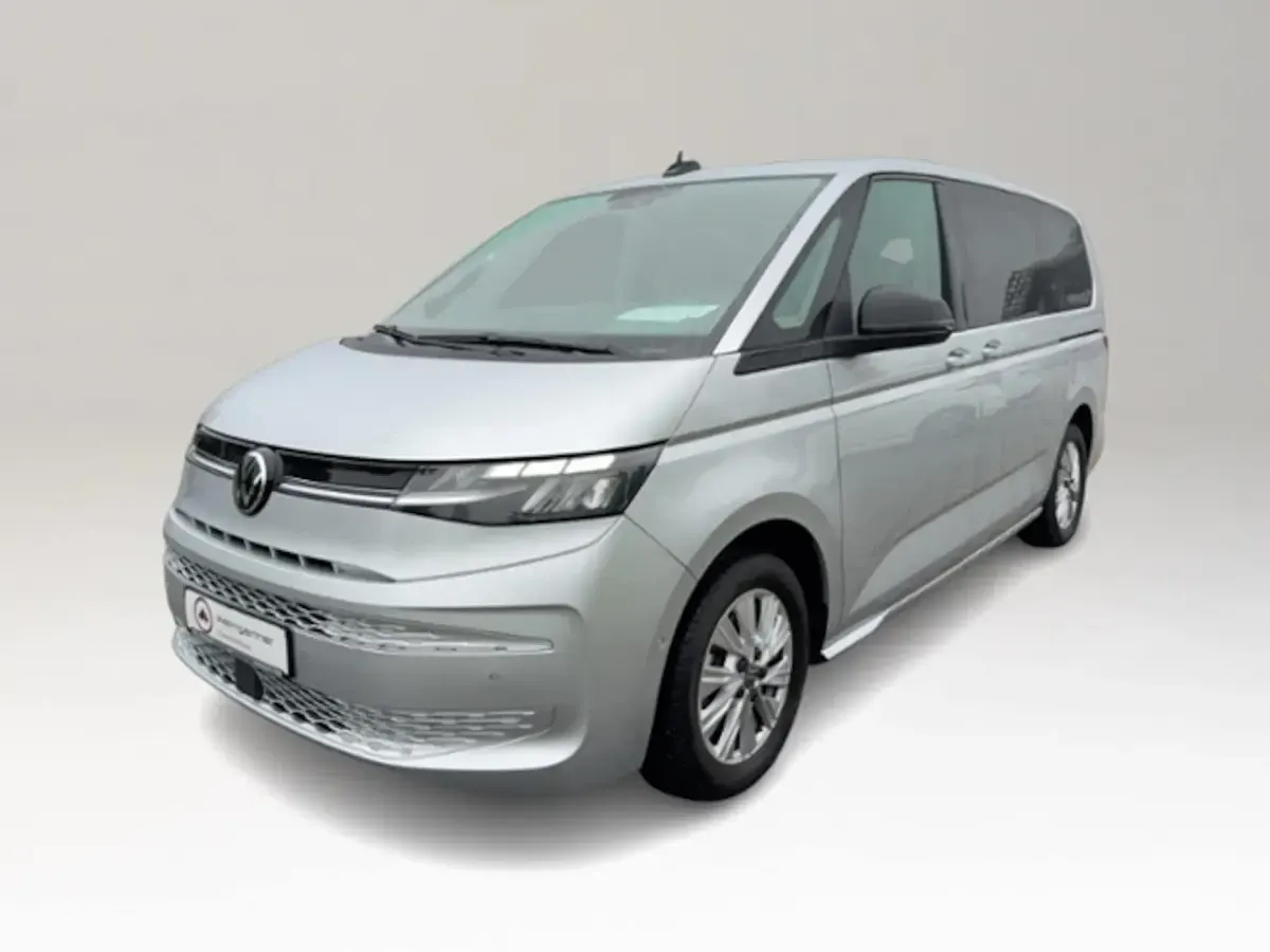 Gebraucht VW Multivan Pro 150 PS (110 kW) 2024 Silber Van / Kleinbus