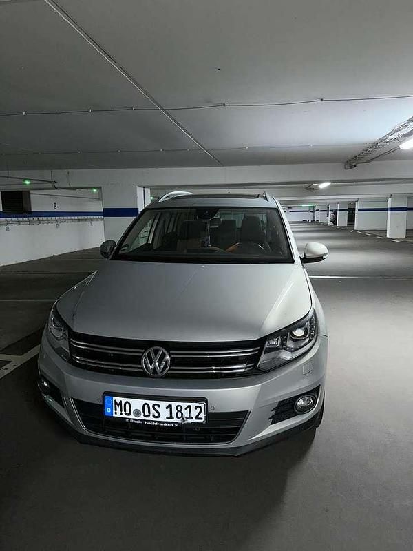Gebraucht 2014 VW Tiguan Sportline SUV | 13.000 € (Etwas zu teuer) - Bild 1/4