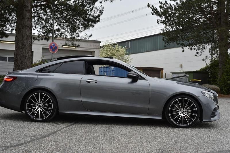 Gebraucht Mercedes E300 AMG 245 PS (180 kW) 2019 Grau Coupé
