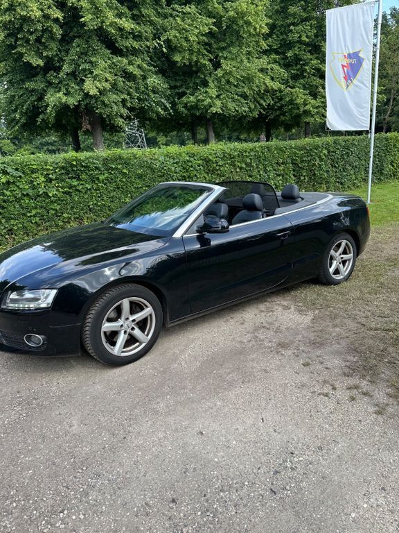 Schwarz Gebraucht 2010 Audi A5 Cabriolet Ambiente Cabrio | 10.500 € (Superpreis) - Bild 1/4
