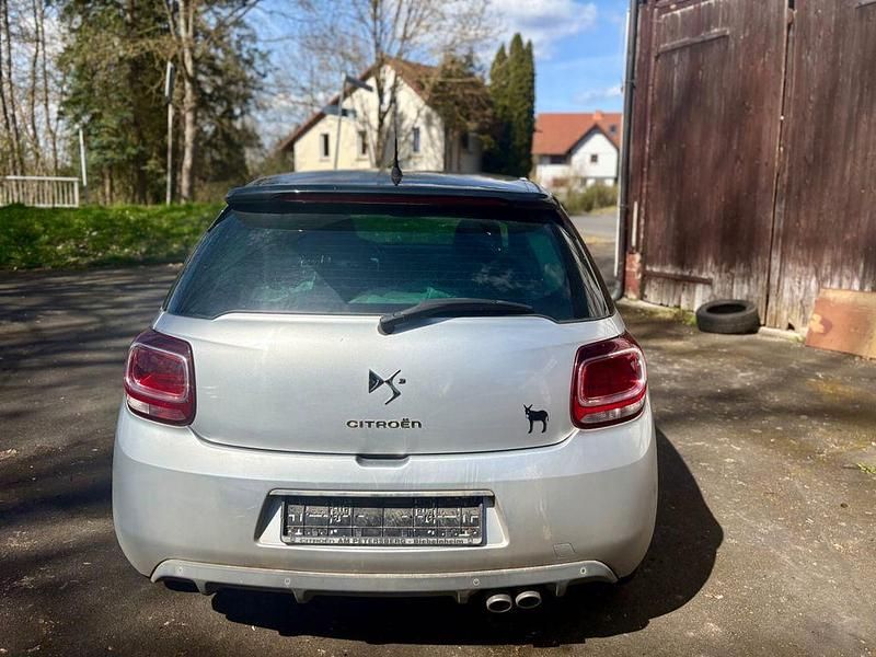 Gebraucht Citroën DS3 Sport Chic 114 PS (83 kW) 2013 Silber Kleinwagen