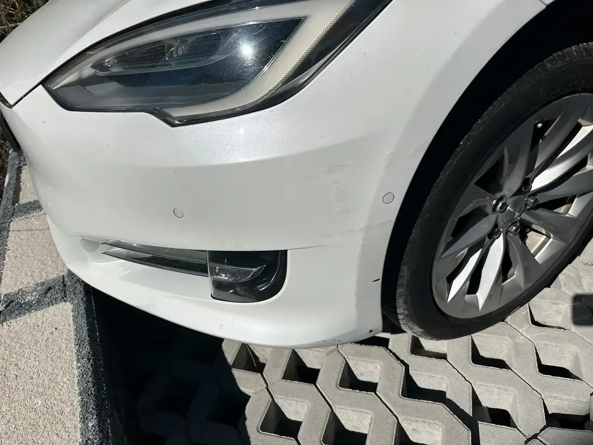 Gebraucht Tesla Model S 386 kW (525 PS) 2016 Weiß Kleinwagen