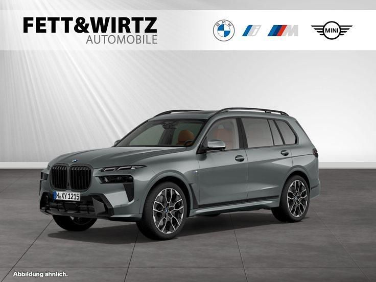 Gebraucht BMW X7 M Sport 352 PS (258 kW) 2026 SUV