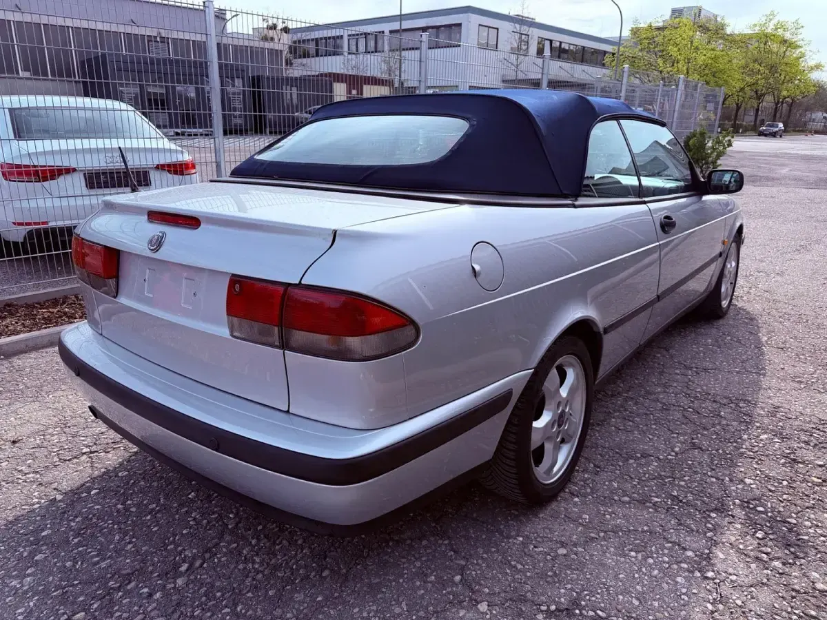 Occasion Saab 9-3 Cabriolet 154 ch (113 kW) 1999 Gris Cabriolet
