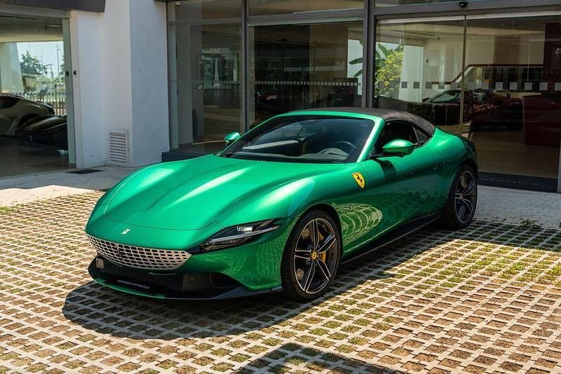 Second-hand Ferrari Roma 628 CP (461 kW) 2024 Verde Cabrio