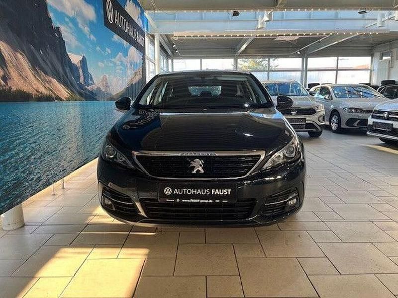 Second-hand Peugeot 308 Active 131 CP (96 kW) 2019 Argintiu Break