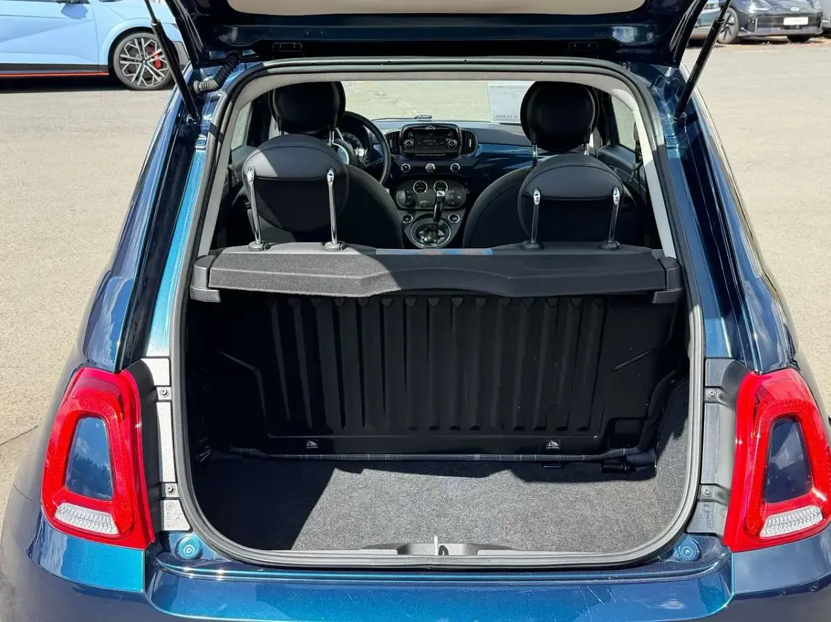 Gebraucht Fiat 500 Lounge 69 PS (50 kW) 2018 Blau Kleinwagen