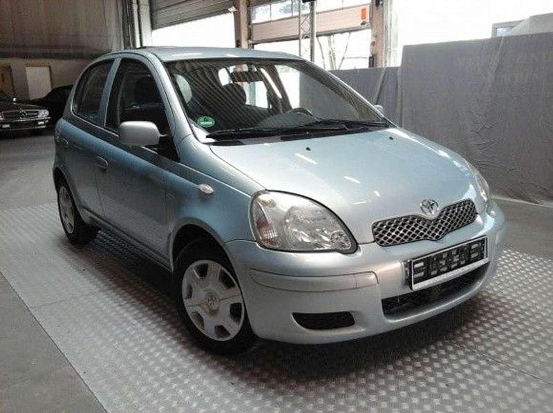 Gebraucht Toyota Yaris Sol 87 PS (63 kW) 2004 Grau metallic Kleinwagen