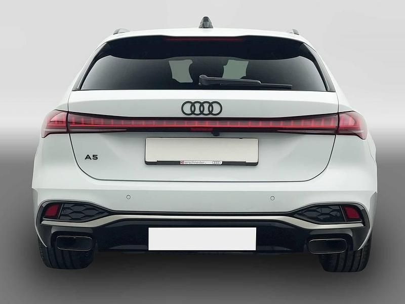 Gebraucht Audi A5 S-Line 204 PS (150 kW) 2025 Weiß Kombi
