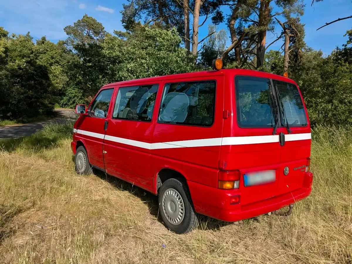 Gebraucht VW T4 102 PS (75 kW) 1998 Rot Van