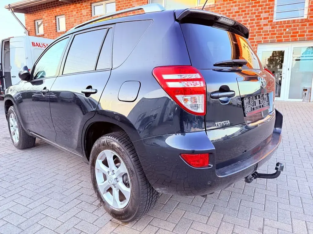 Gebraucht Toyota RAV4 Executive 177 PS (130 kW) 2007 Black (metallic) SUV