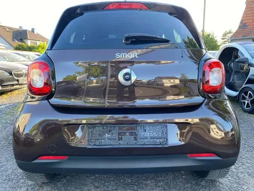 Gebraucht Smart ForFour Passion 90 PS (66 kW) 2018 Braun / schwarz (metallic) Kleinwagen