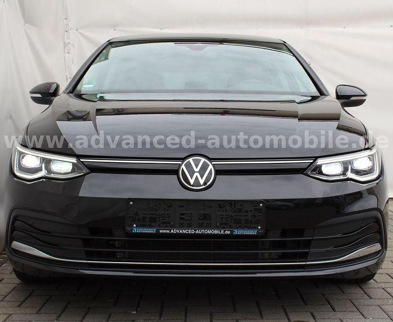 Gebraucht VW Golf VII Style 150 PS (110 kW) 2019 Schwarz Limousine