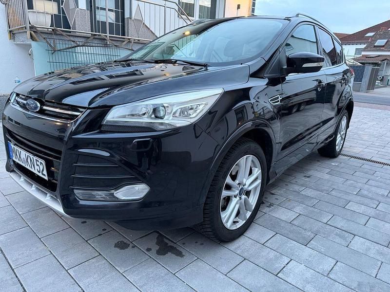 Gebraucht Ford Kuga 179 PS (131 kW) 2015 Schwarz SUV