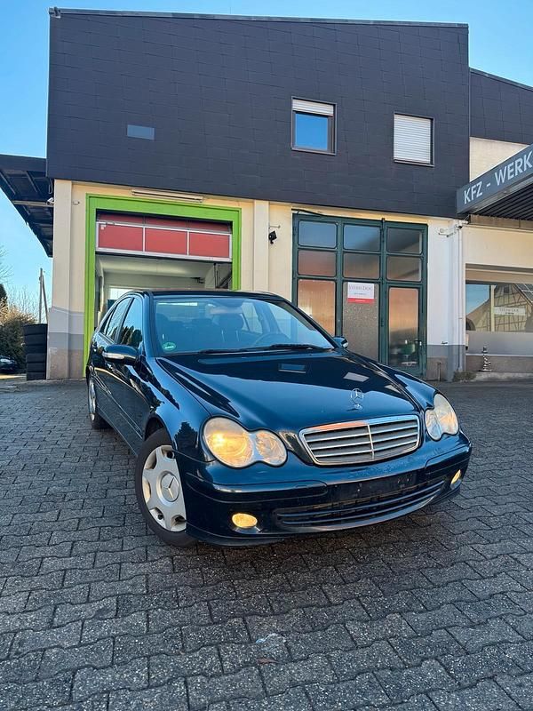 Gebraucht Mercedes C220 150 PS (110 kW) 2005 Schwarz Limousine