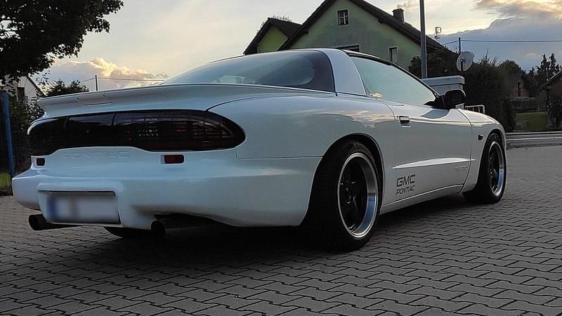 Gebraucht Pontiac Firebird 148 PS (108 kW) 1994 Weiß Coupé