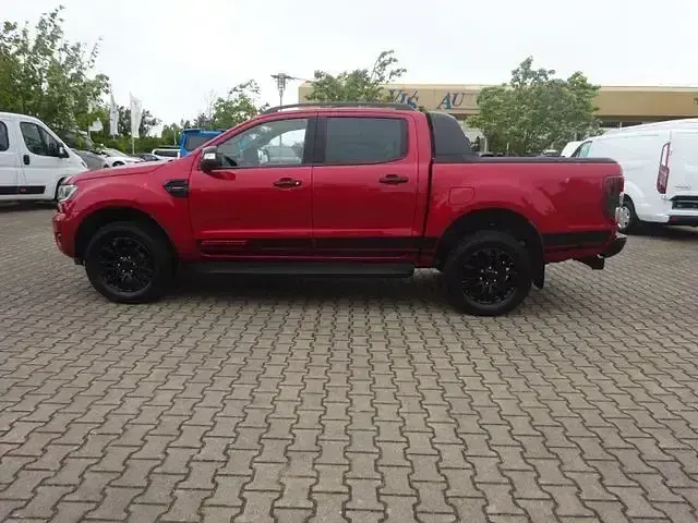 Gebraucht Ford Ranger 212 PS (155 kW) 2022 Rot Pickup