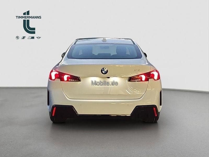 Neu BMW 216 Efficient Dynamics 122 PS (89 kW) 2025 Weiß Coupé