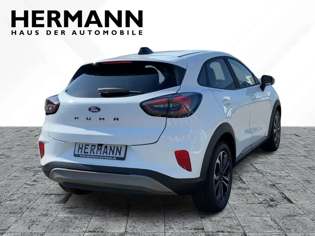 Gebraucht Ford Puma Titanium 125 PS (91 kW) 2025 Weiß SUV