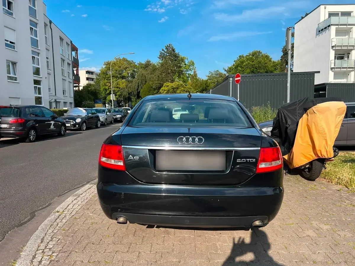 Gebraucht Audi A6 145 PS (106 kW) 2008 Schwarz Limousine