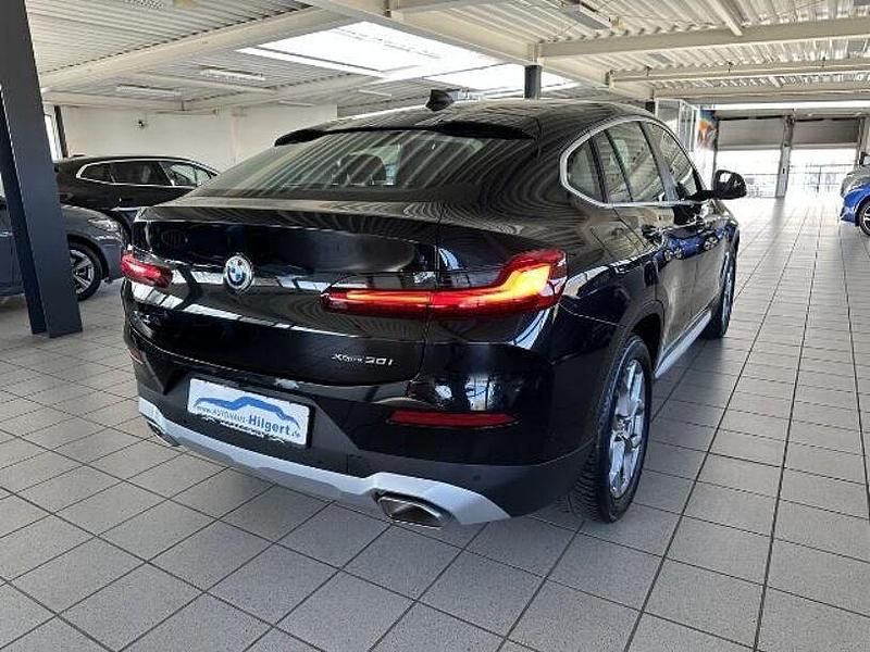 Gebraucht BMW X4 Performance 245 PS (180 kW) 2022 Schwarz SUV