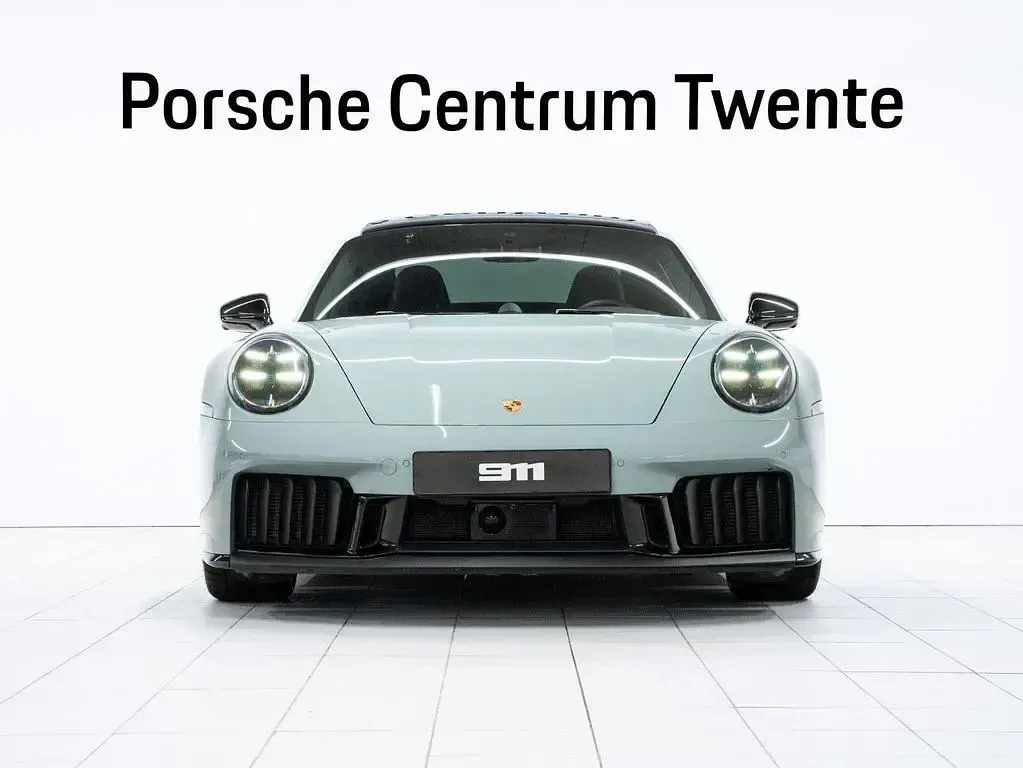 Gebraucht Porsche 992 541 PS (397 kW) 2025 Grün