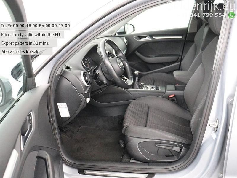 Gebraucht Audi A3 Sport 116 PS (85 kW) 2017 Grau Limousine