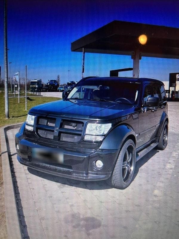 Second-hand Dodge Nitro 264 CP (194 kW) 2011 Negru SUV