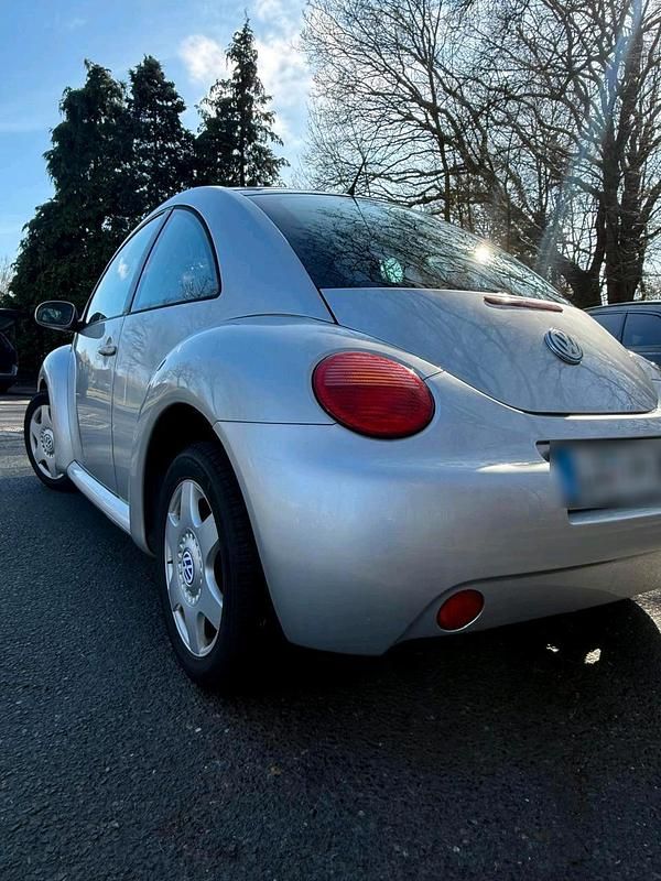 Gebraucht VW New Beetle 150 PS (110 kW) 2001 Silber Kleinwagen