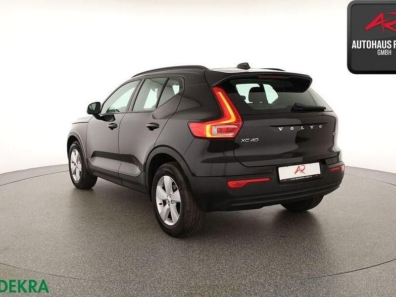 Gebraucht Volvo XC40 163 PS (119 kW) 2019 Schwarz SUV