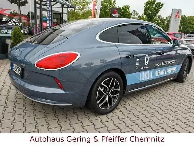 Używany Ora 07 150 kW (204 KM) 2024 Szary Sedan/Limuzyna