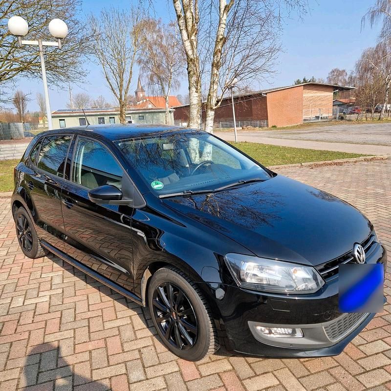Gebraucht VW Polo Match 90 PS (66 kW) 2012 Schwarz Kleinwagen