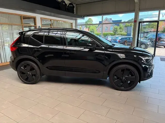 Gebraucht Volvo 360 163 PS (119 kW) 2025 SUV