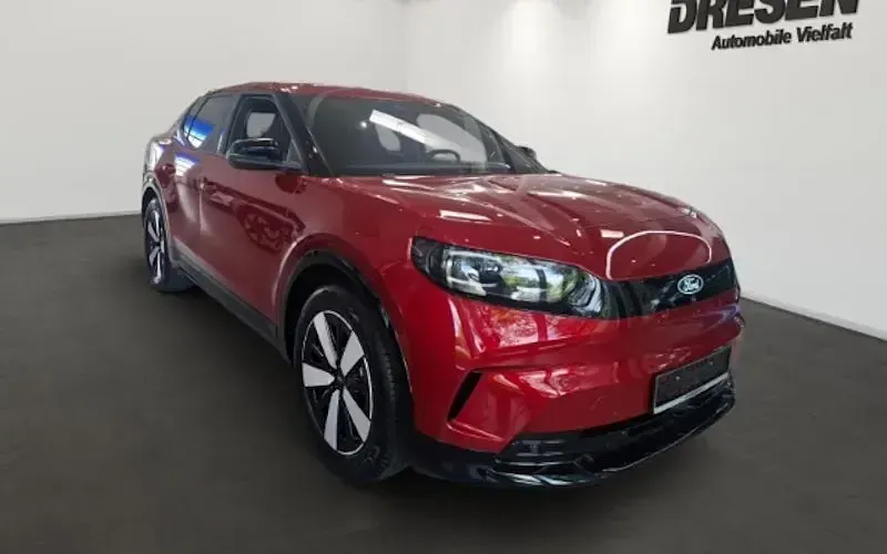 Neu Ford Capri Select 250 kW (340 PS) 2026 Rot SUV