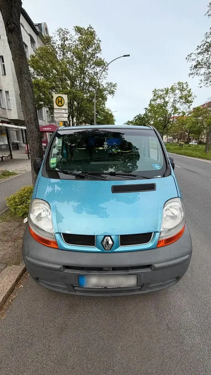 Gebraucht Renault Trafic 81 PS (59 kW) 2004 Blau Van / Kleinbus