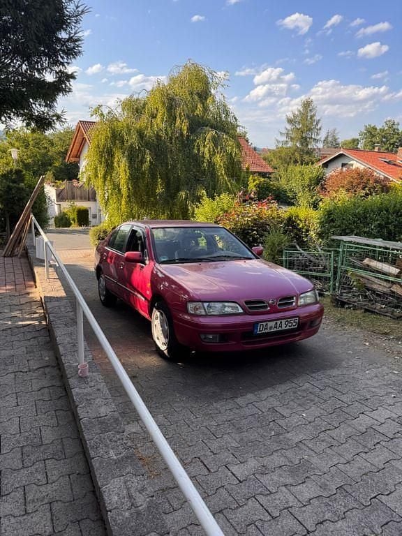 Gebraucht Nissan Primera 131 PS (96 kW) 1998 Rot Limousine