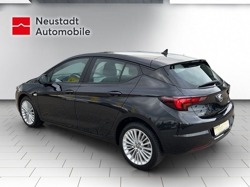Gebraucht Opel Astra Edition 110 PS (80 kW) 2016 Karbonschw graphitschw midnigh Limousine