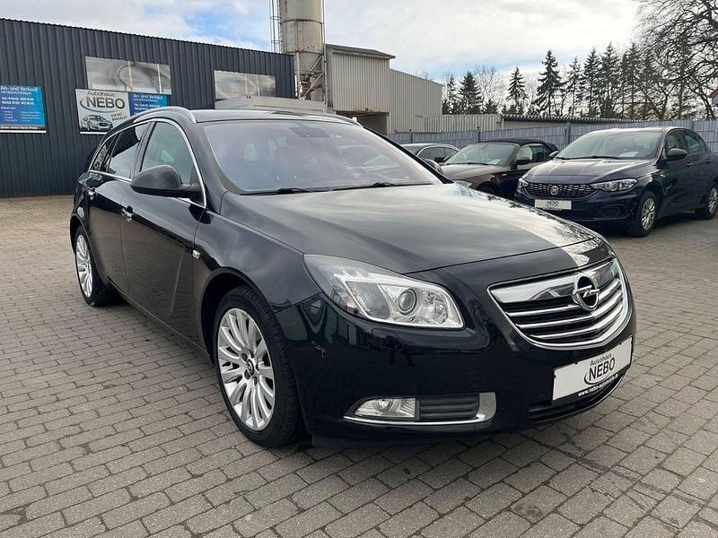 Gebraucht Opel Insignia Innovation 160 PS (117 kW) 2011 Schwarz Kombi