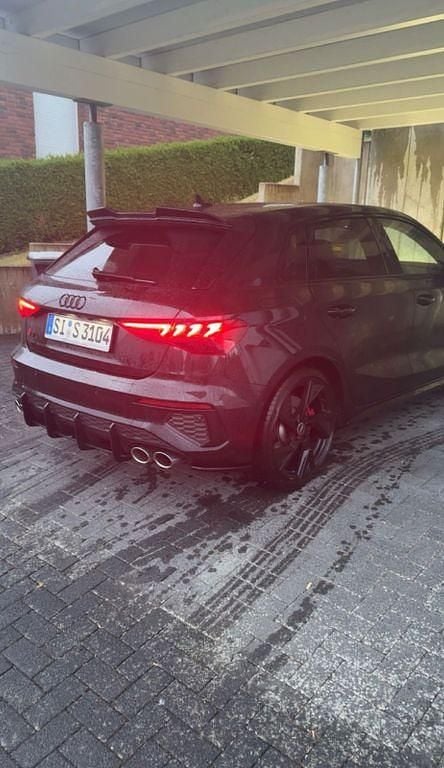 Gebraucht Audi S3 Sport 310 PS (228 kW) 2023 Schwarz Limousine