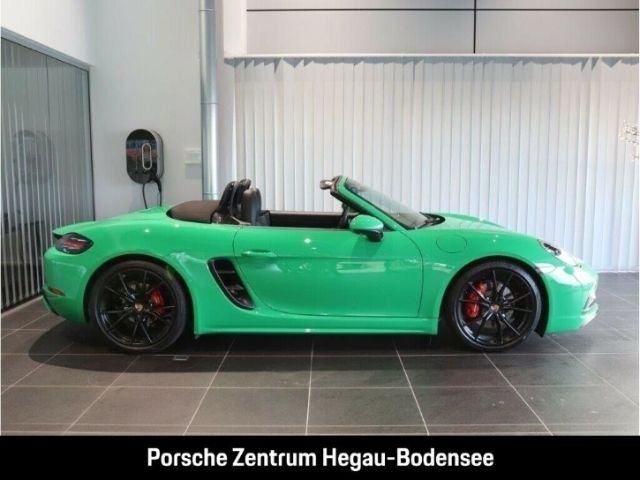 Gruen Gebraucht 2021 Porsche 718 Boxster Chrono Cabrio | 92.900 € - Bild 1/4