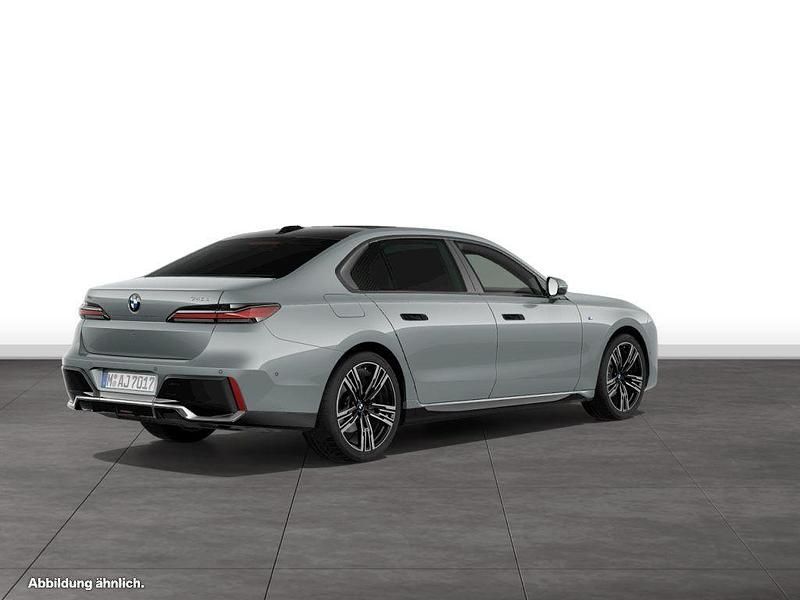 Gebraucht BMW 740 Comfort Edition 299 PS (219 kW) 2025 Limousine